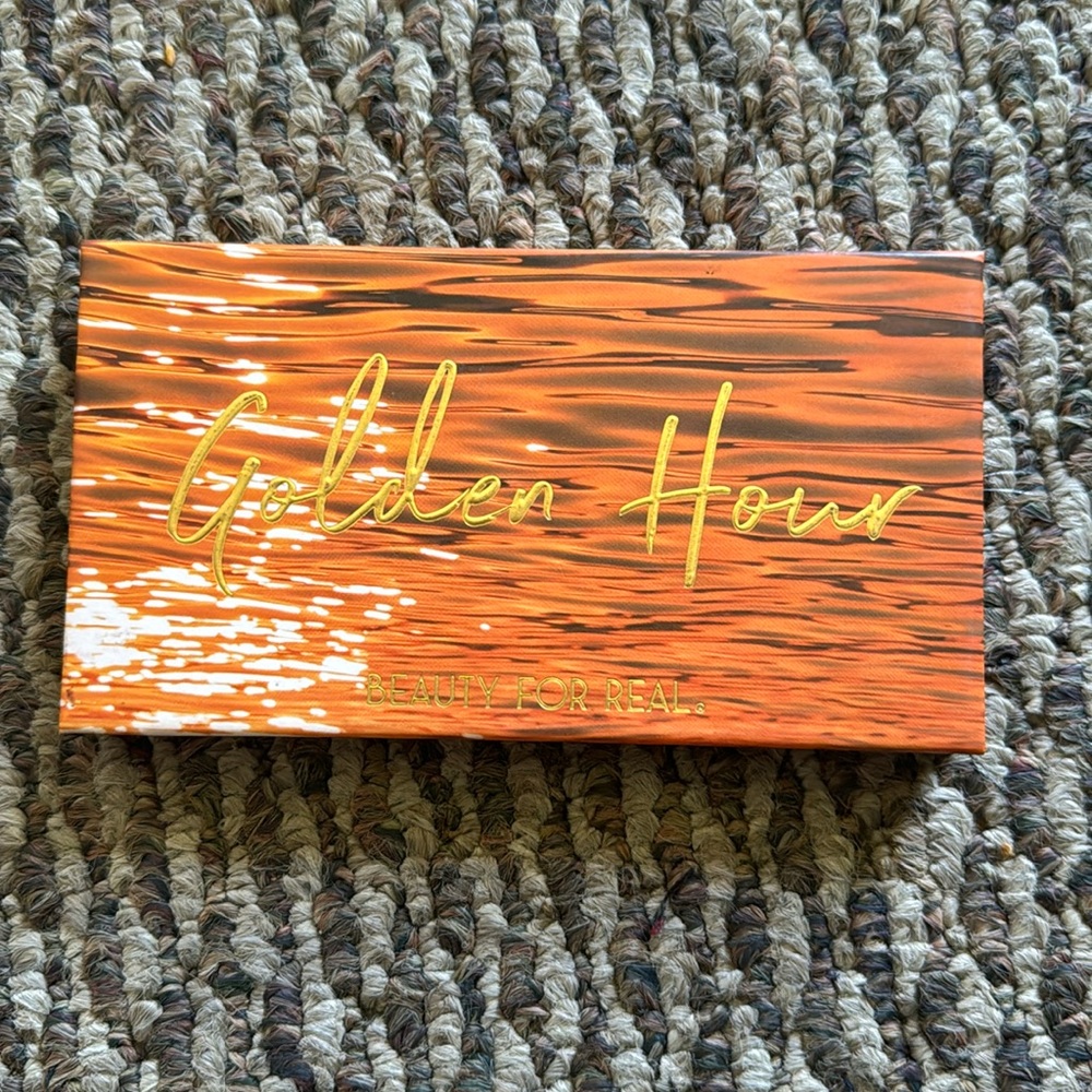 Golden hour eye shadow BRAND NEW